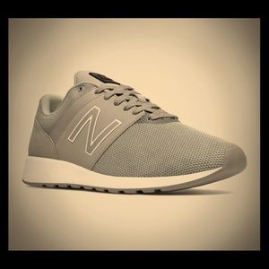 New Balance REVlite 24 Gray 10 11